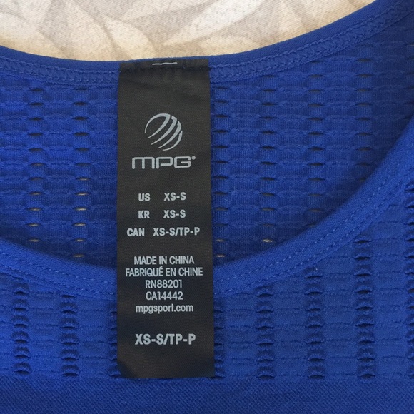 🌸NWT Julianne Hough Performance Top🌸 - Picture 4 of 7